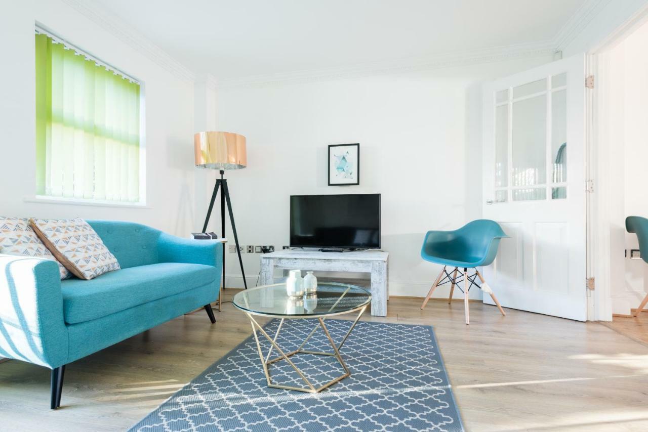 옥스퍼드 The Blue Compass - Central 4Bdr With Garden 아파트 외부 사진