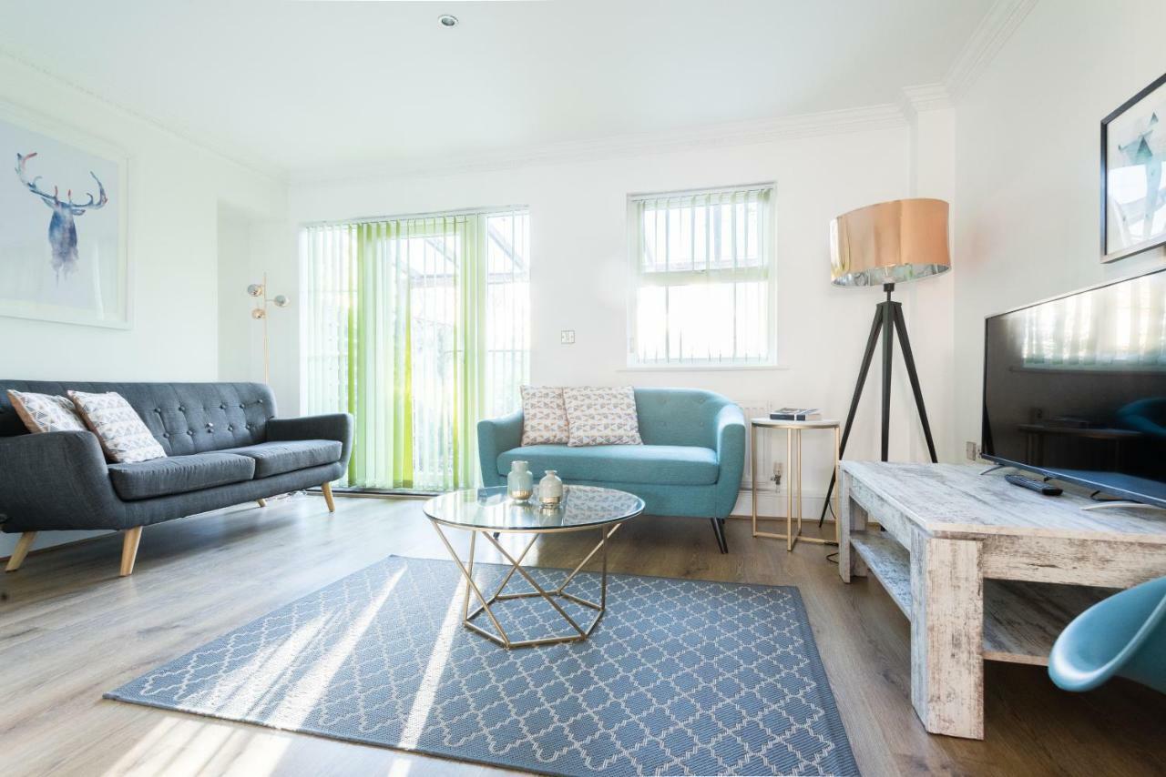 옥스퍼드 The Blue Compass - Central 4Bdr With Garden 아파트 외부 사진